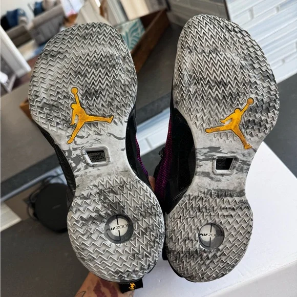 Jordan 36 Boys Shoes - Picture 9 of 10